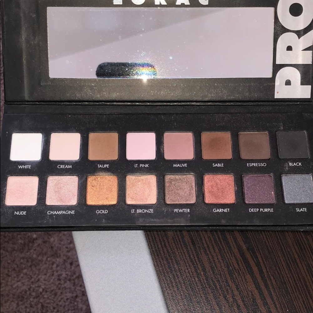 Lorac palette